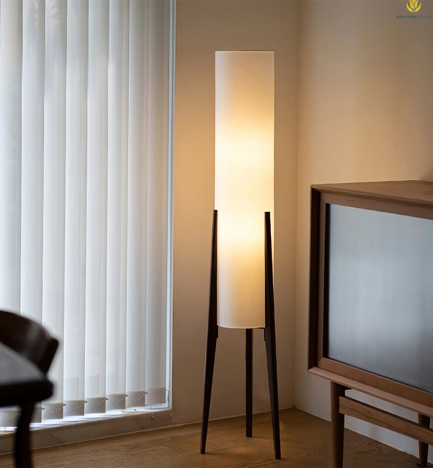 Tavi Floor Lamp